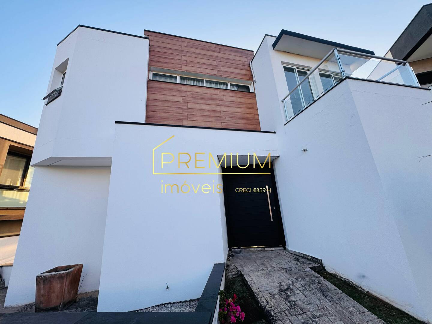 Casa à venda com 5 quartos, 440m² - Foto 8