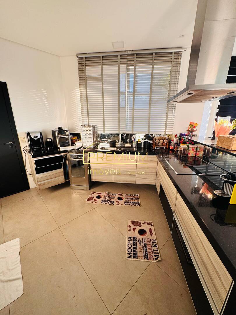 Casa à venda com 5 quartos, 440m² - Foto 13