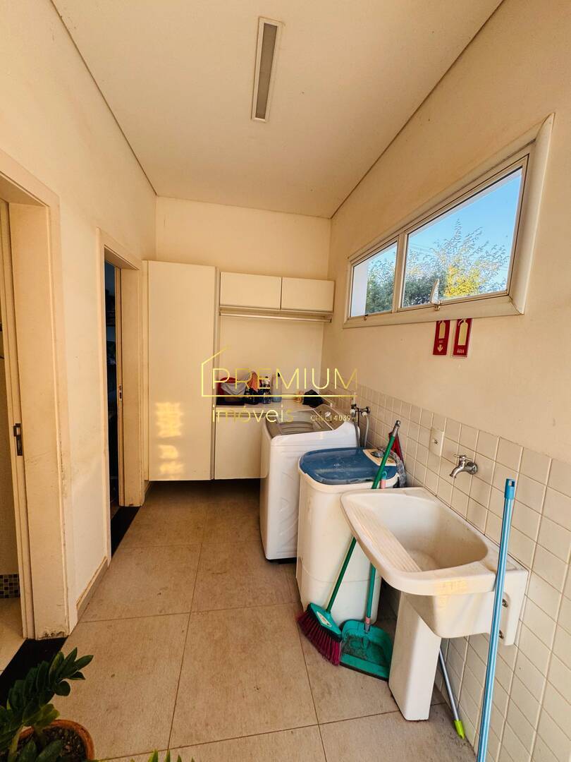 Casa à venda com 5 quartos, 440m² - Foto 25