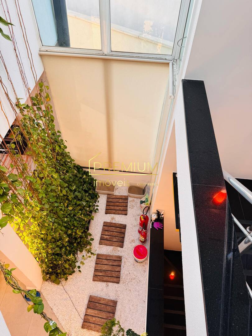 Casa à venda com 5 quartos, 440m² - Foto 31
