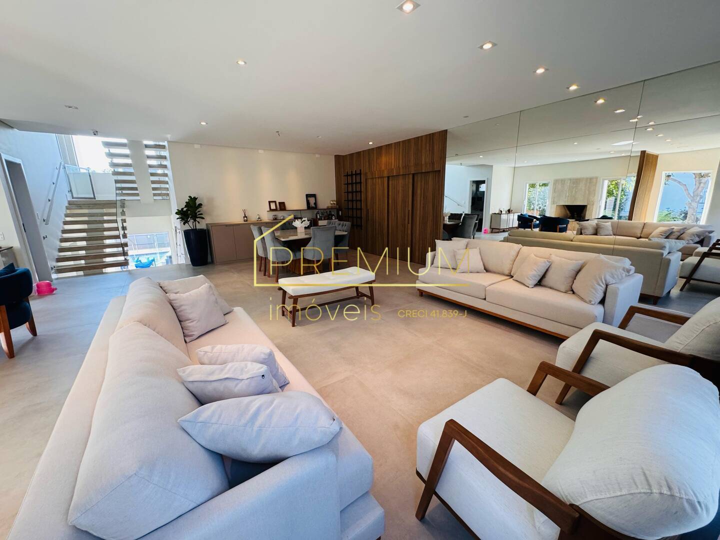 Casa, 4 quartos, 331 m² - Foto 56