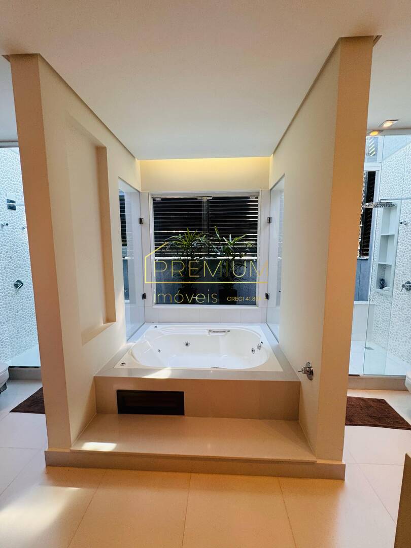 Casa, 4 quartos, 331 m² - Foto 62