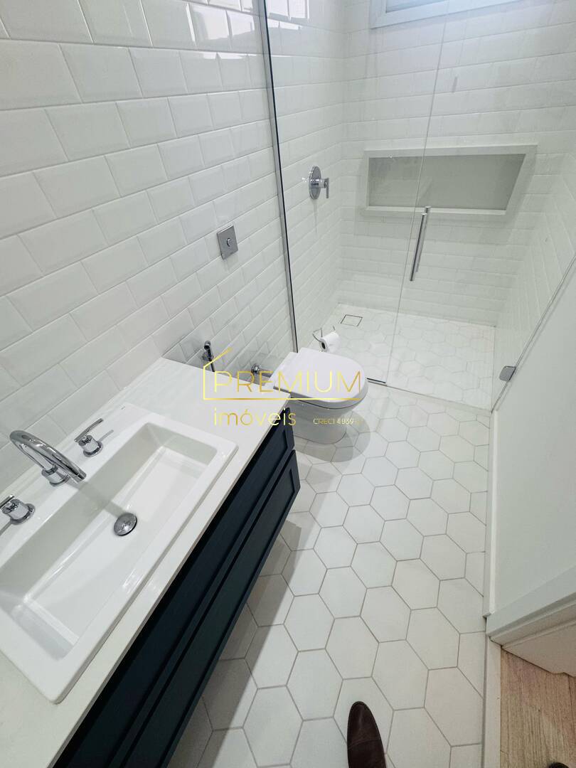 Casa à venda com 4 quartos, 340m² - Foto 3
