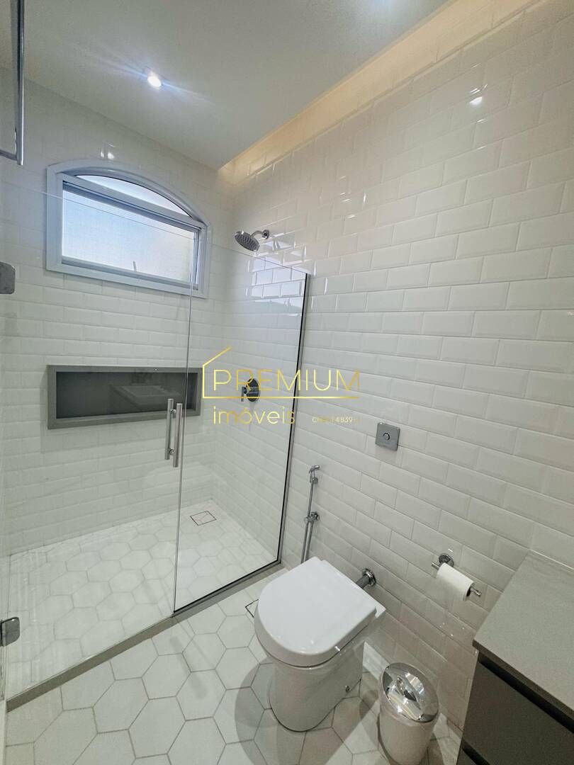 Casa à venda com 4 quartos, 340m² - Foto 11