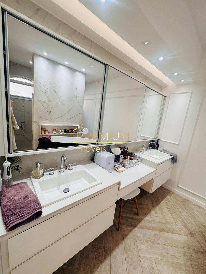 Casa à venda com 4 quartos, 340m² - Foto 14