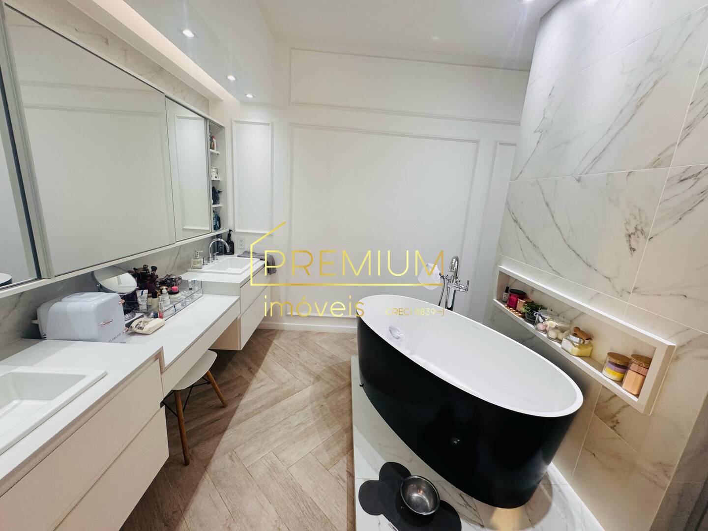 Casa à venda com 4 quartos, 340m² - Foto 22