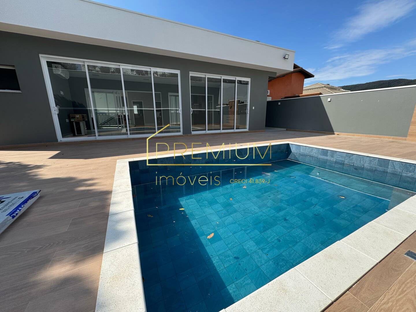 Casa, 4 quartos, 340 m² - Foto 2