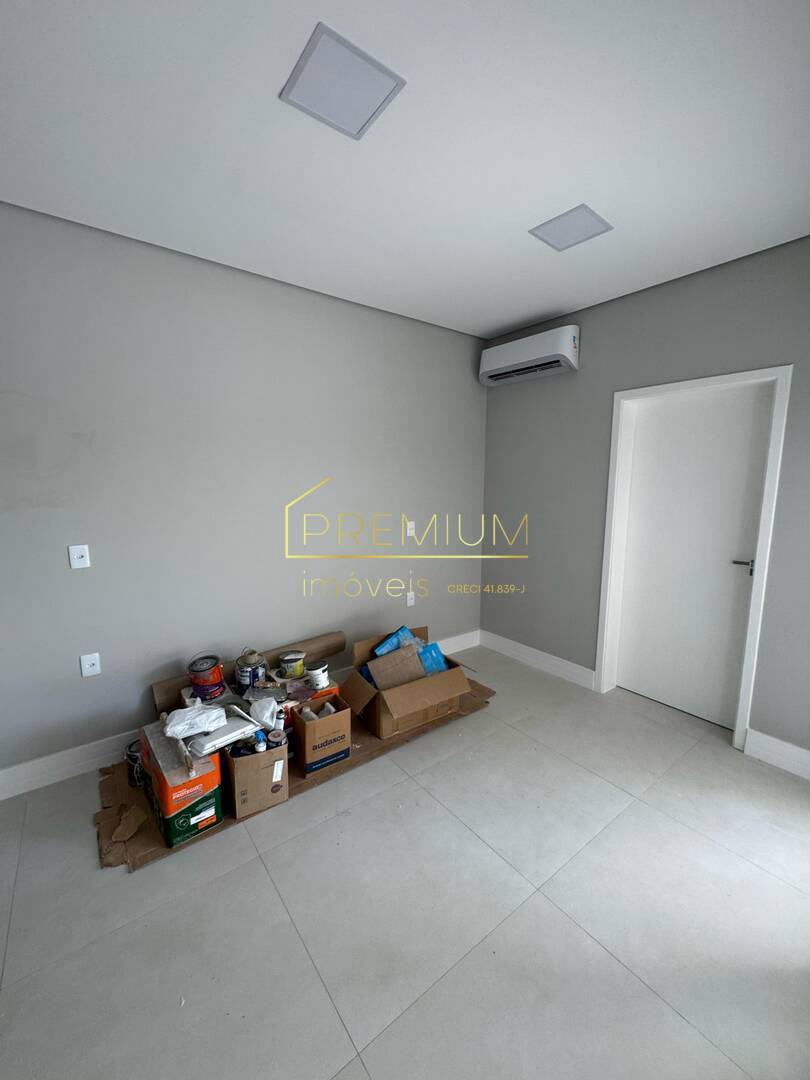 Casa, 4 quartos, 340 m² - Foto 31