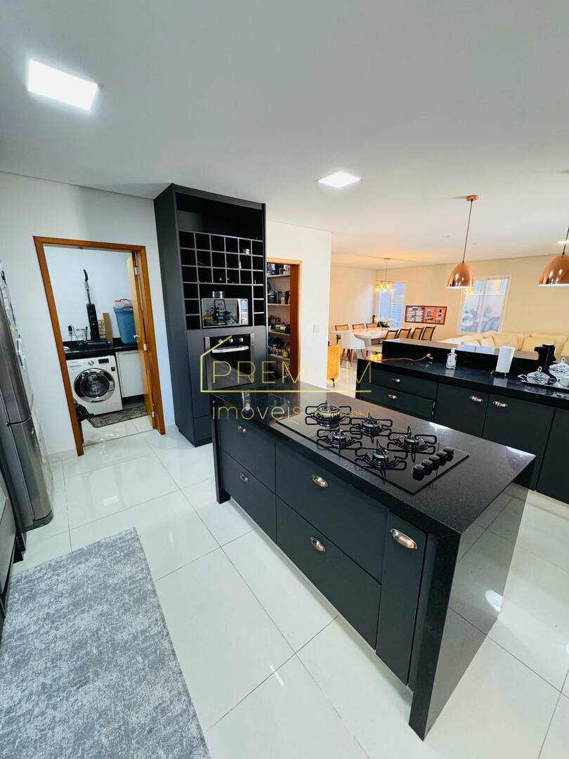 Casa, 3 quartos, 360 m² - Foto 47