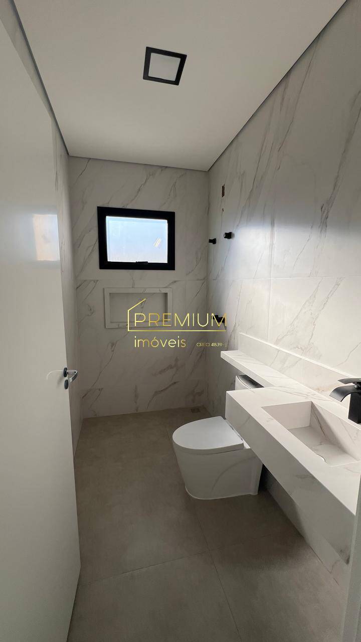 Casa à venda com 4 quartos, 157m² - Foto 4