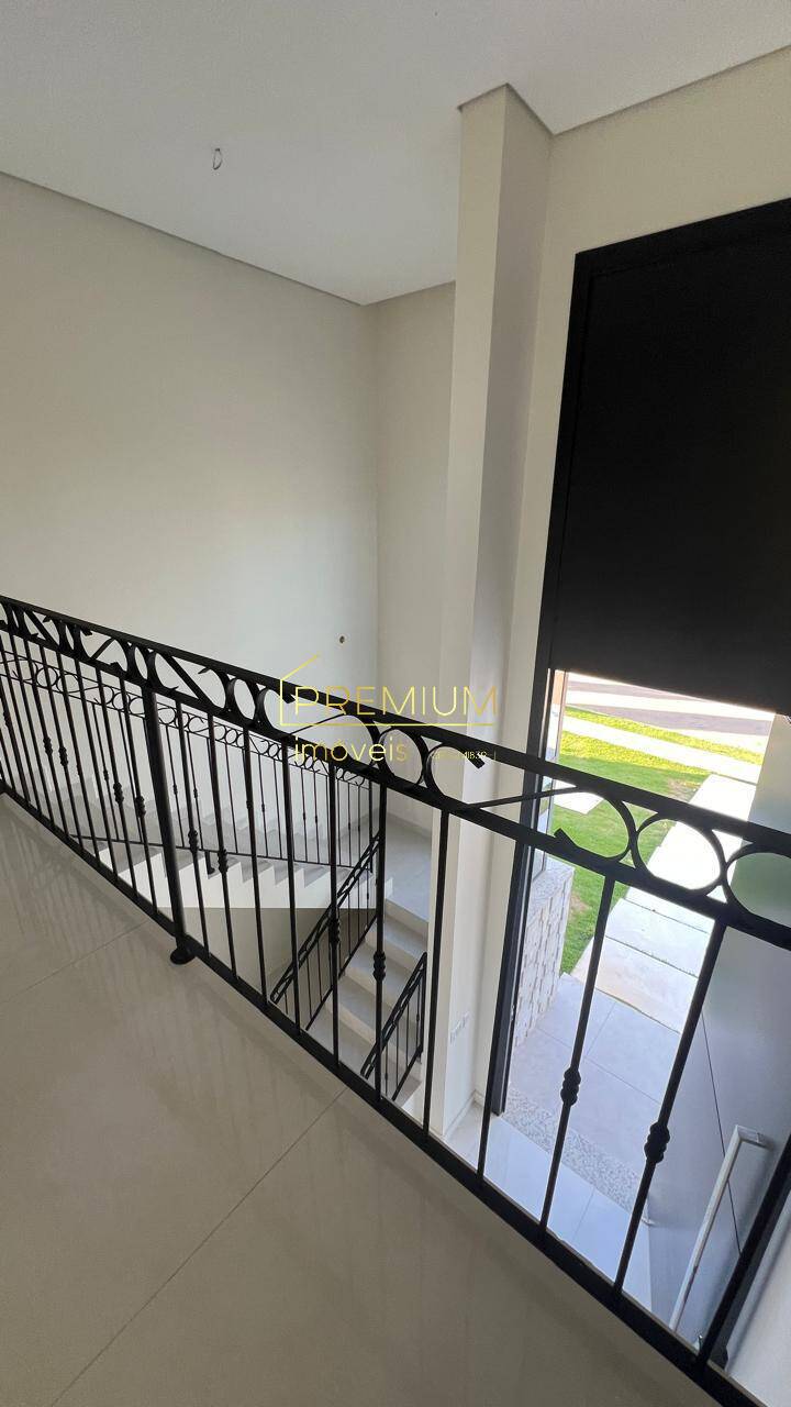 Casa à venda com 4 quartos, 157m² - Foto 17