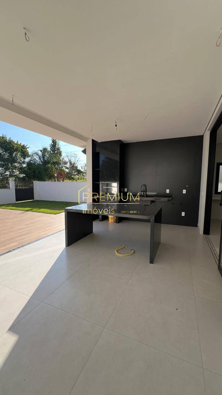 Casa à venda com 4 quartos, 157m² - Foto 25