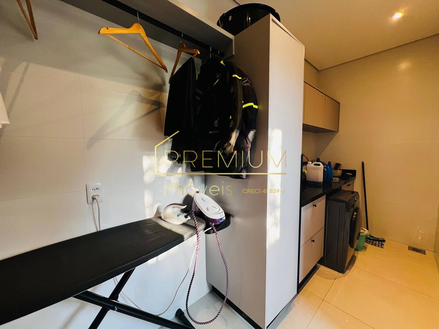 Casa, 3 quartos, 221 m² - Foto 35