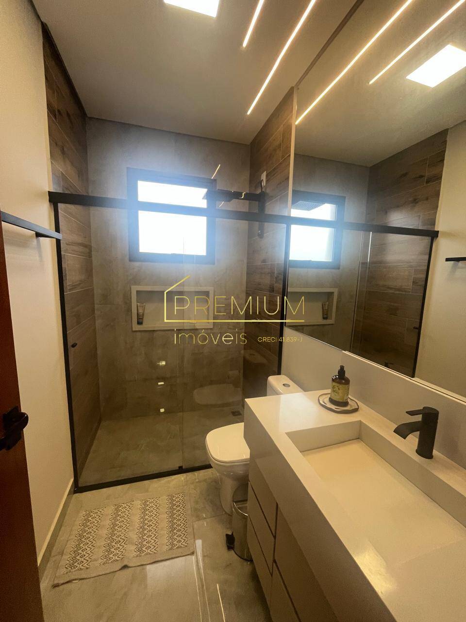 Casa, 3 quartos, 250 m² - Foto 31