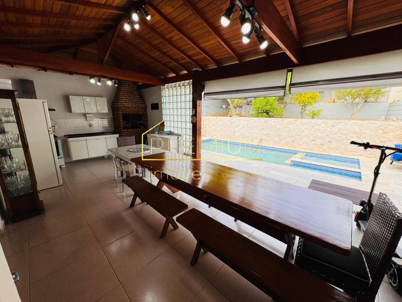 Casa, 3 quartos, 235 m² - Foto 10