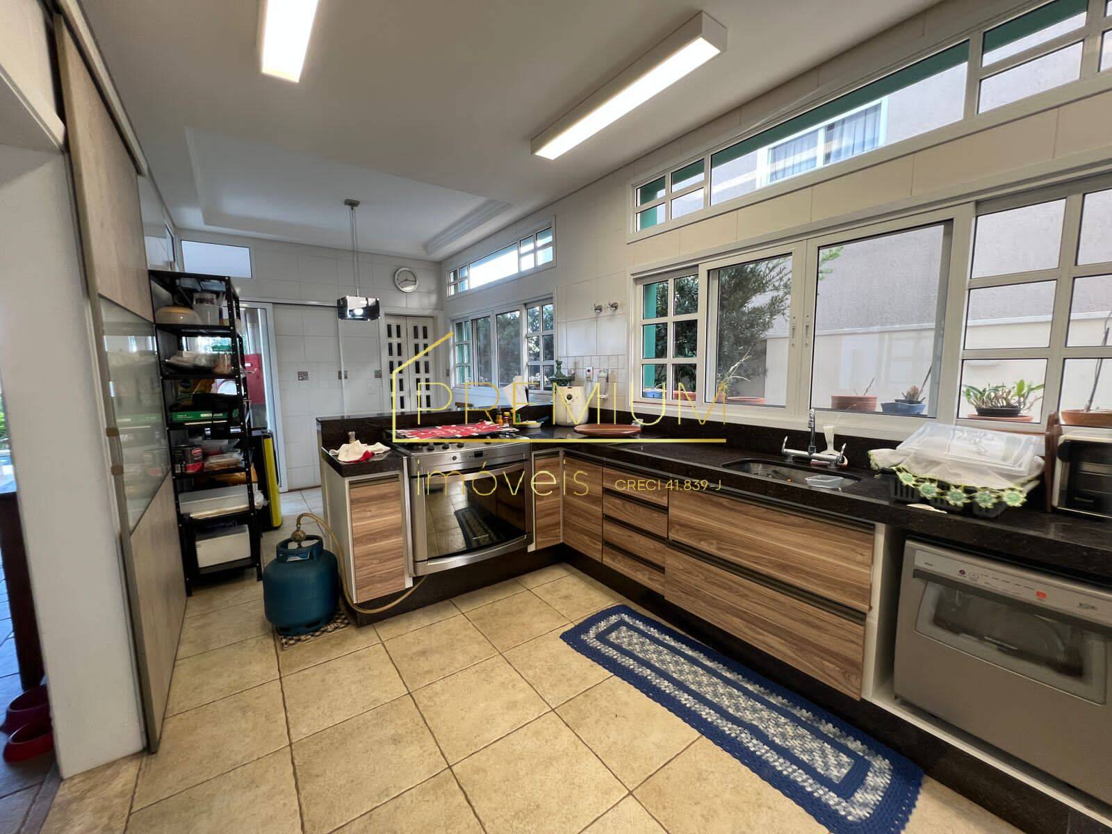 Casa, 3 quartos, 322 m² - Foto 23