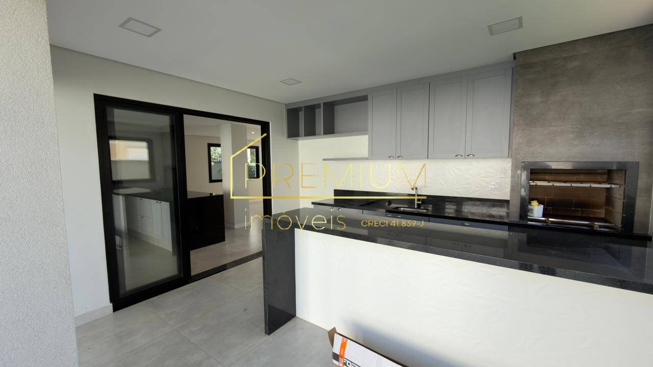 Casa, 3 quartos, 300 m² - Foto 1