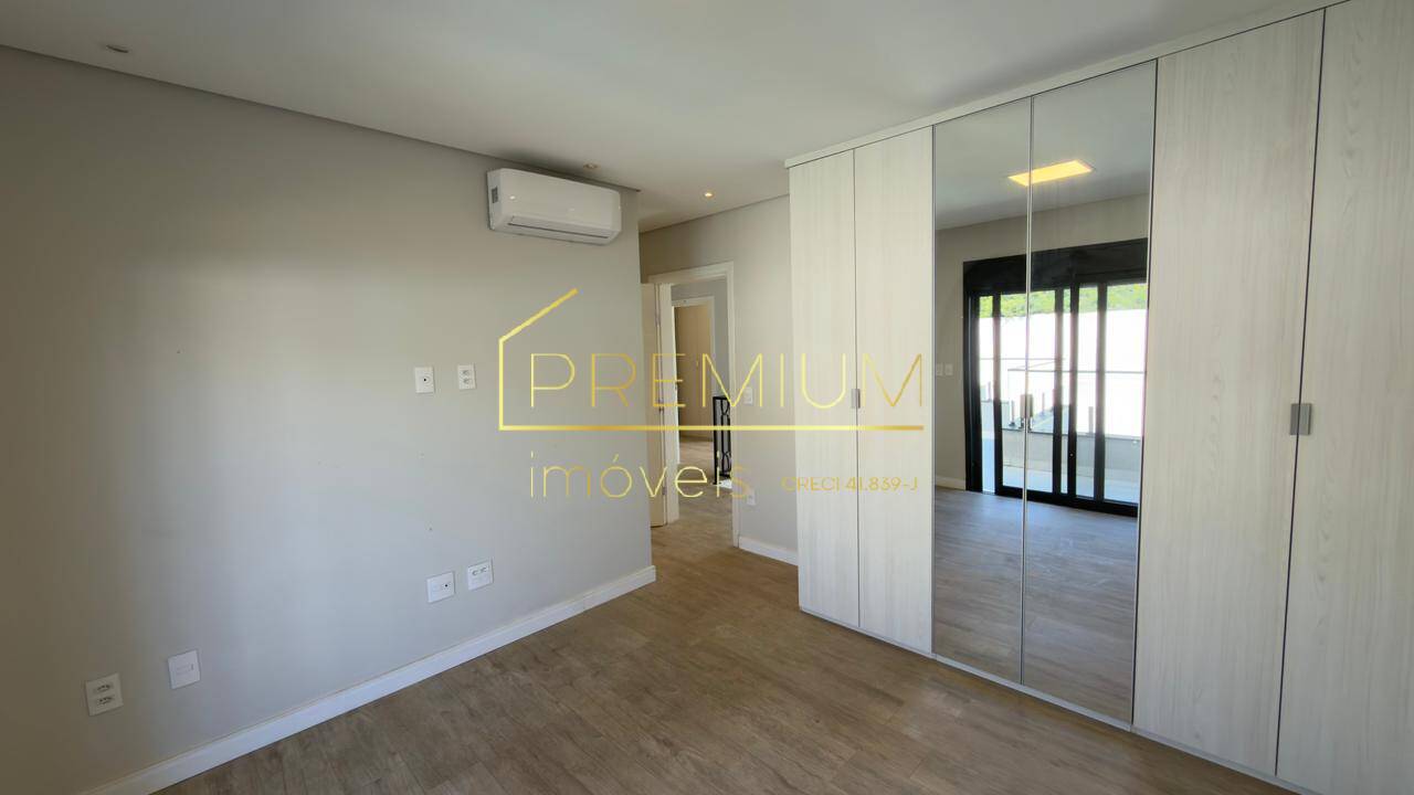 Casa, 3 quartos, 300 m² - Foto 14