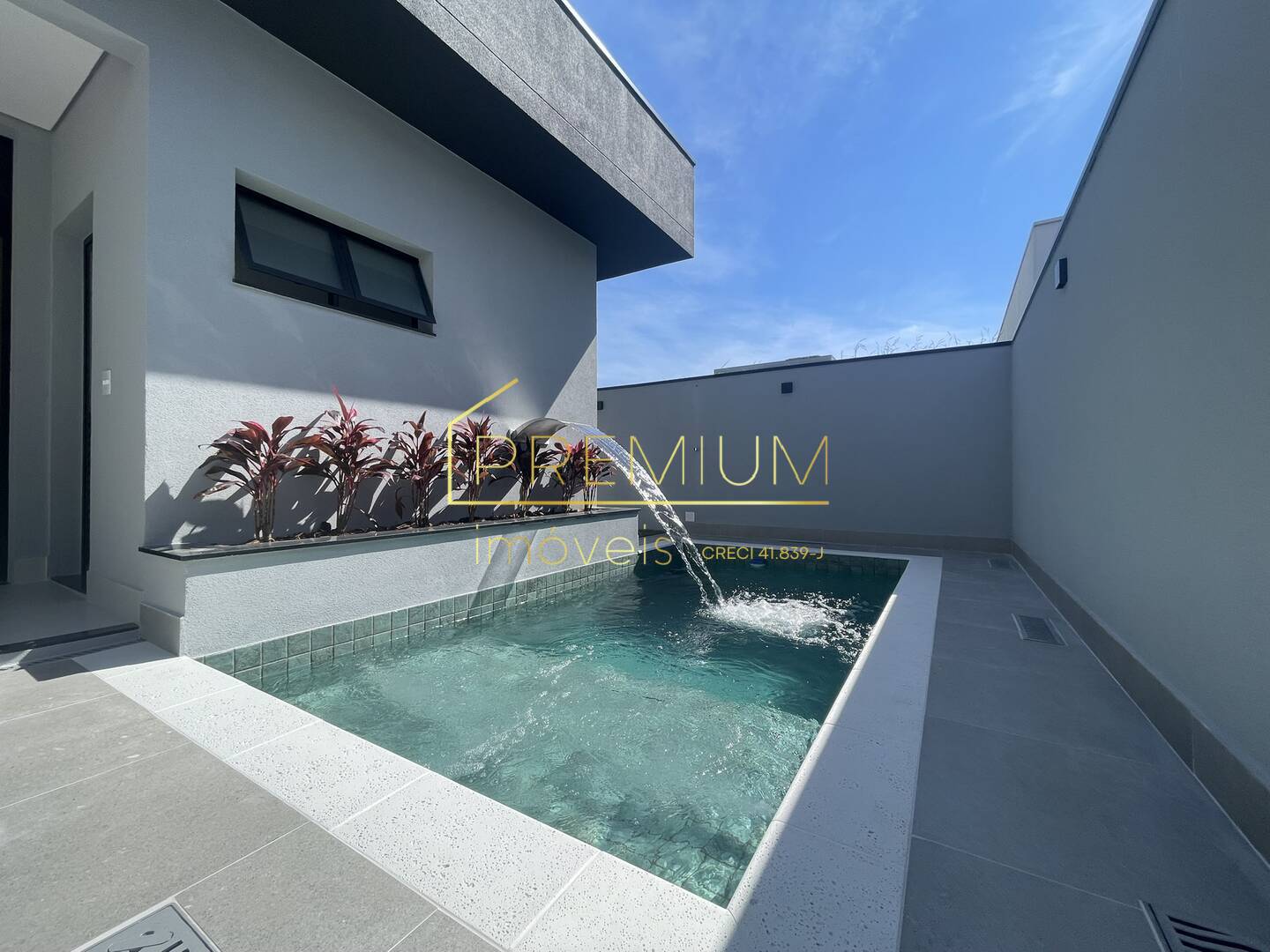 Casa, 3 quartos, 206 m² - Foto 2
