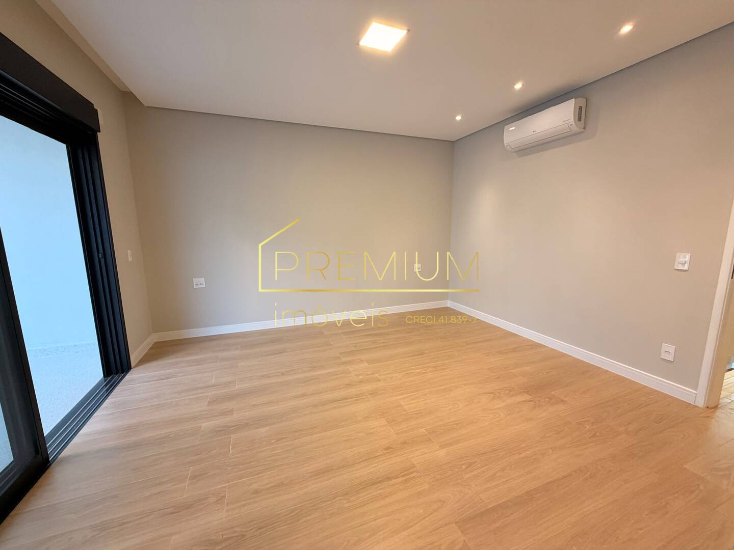 Casa, 4 quartos, 230 m² - Foto 6