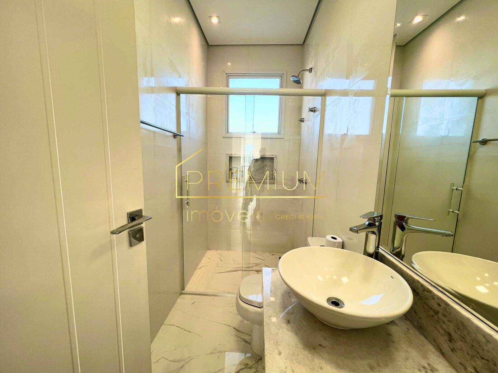Casa, 4 quartos, 270 m² - Foto 4