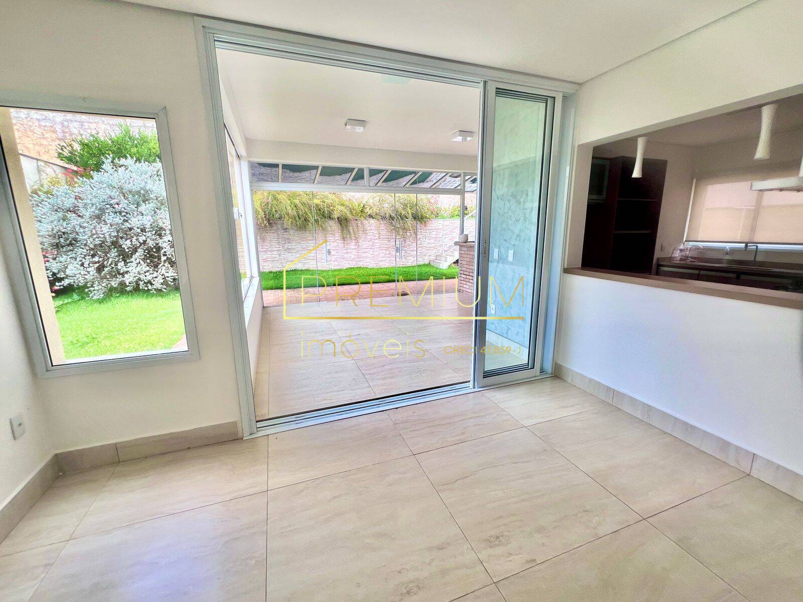 Casa, 4 quartos, 300 m² - Foto 21