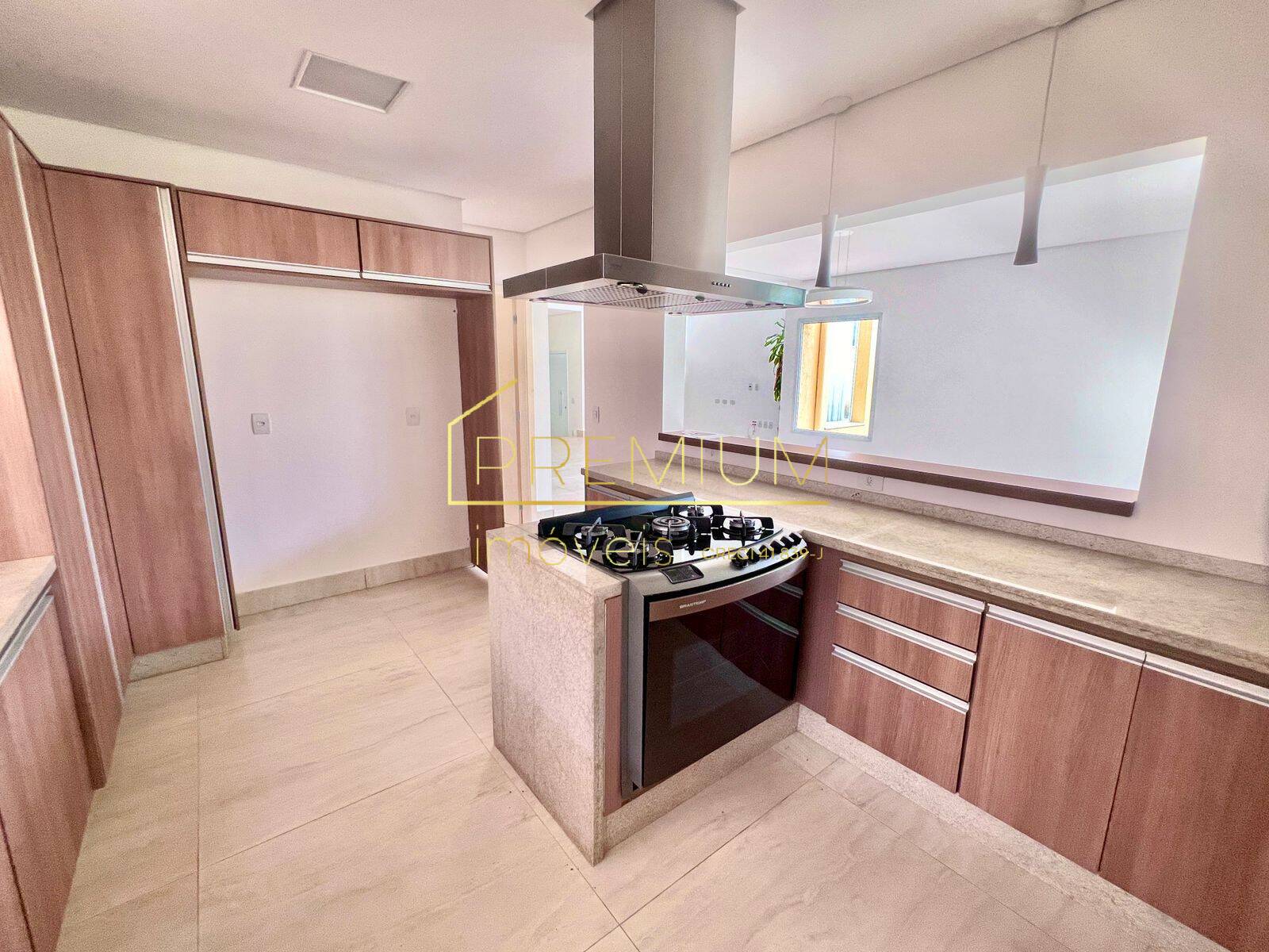 Casa, 4 quartos, 300 m² - Foto 28