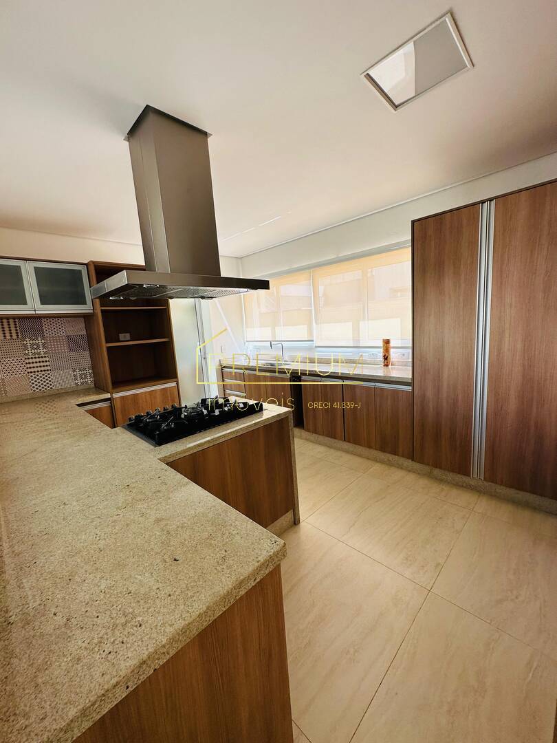 Casa, 4 quartos, 300 m² - Foto 32
