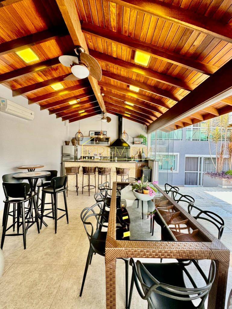 Casa, 4 quartos, 405 m² - Foto 1