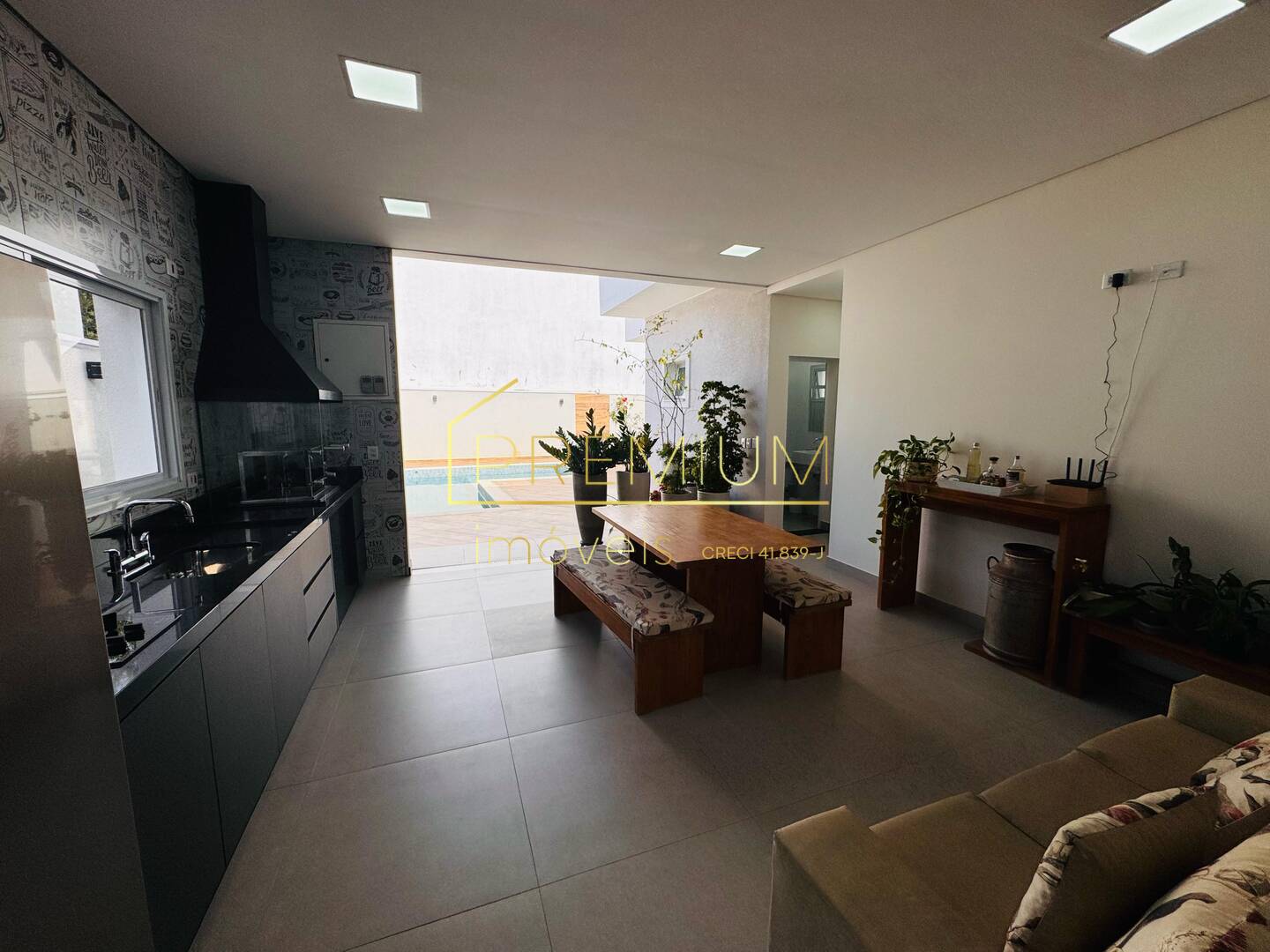 Casa, 3 quartos, 273 m² - Foto 8
