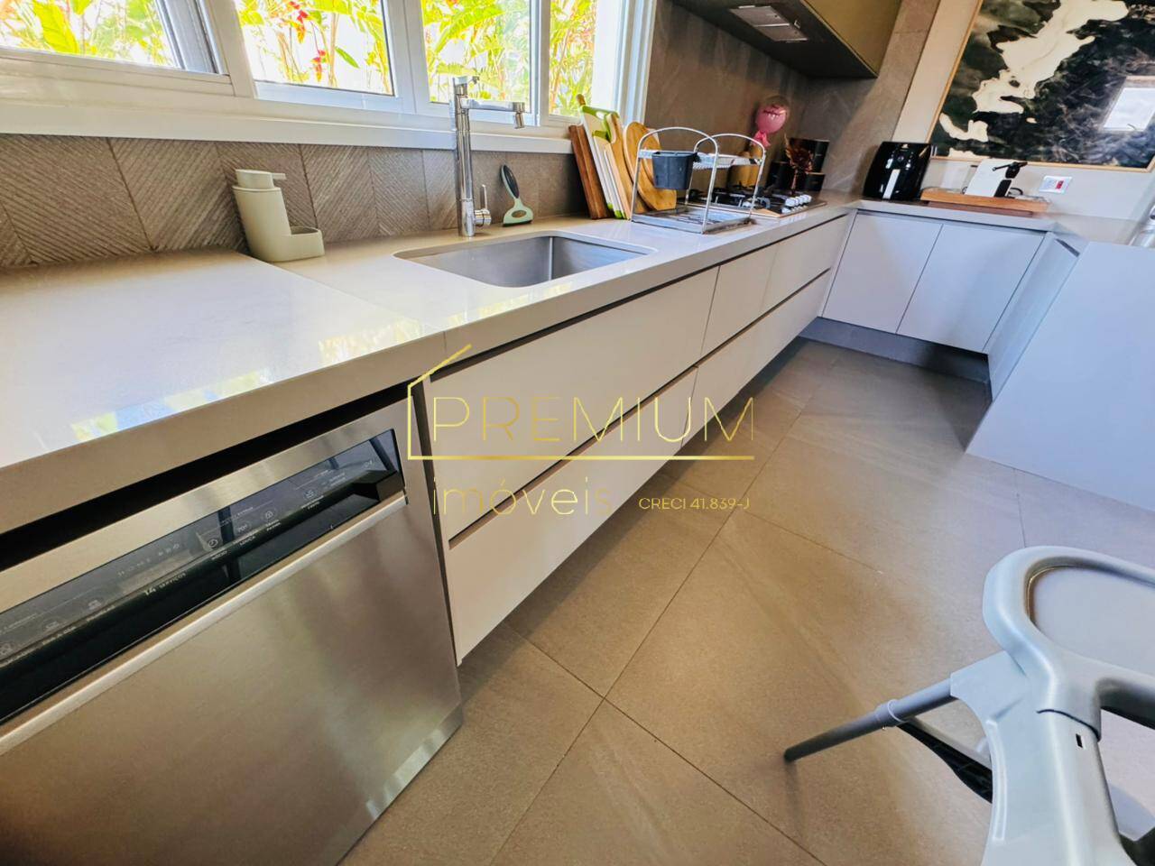 Casa, 3 quartos, 273 m² - Foto 6