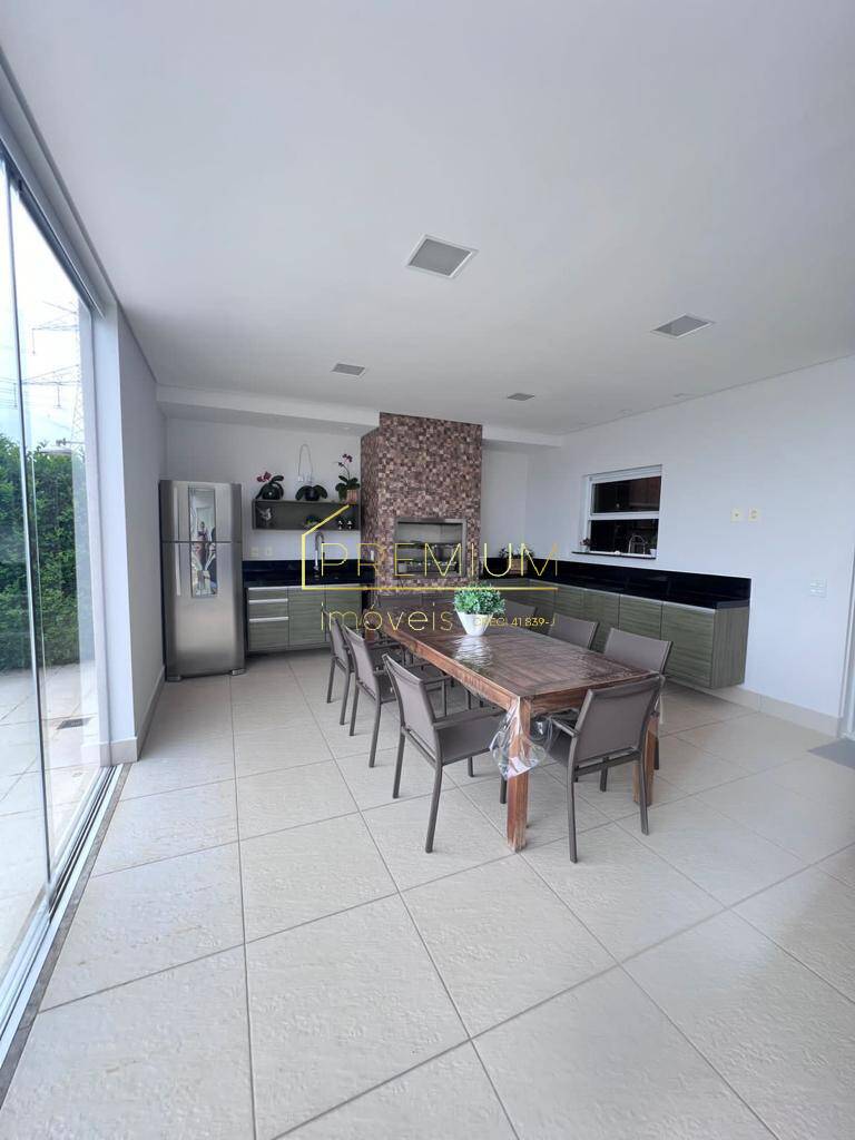 Casa, 5 quartos, 115 m² - Foto 1